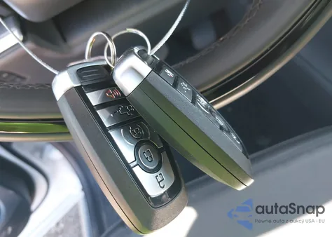 2025 Ford Expedition Platinum z USA, uszkodzony, nr VIN 1FMJU1M88SEA16026